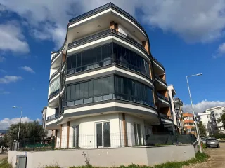 AKÇAY MERKEZDE İZMİR ÇANAKKALE OTOBANINA CEPHELİ 2+1 DUBLEX SIFIR DAİRE - Görsel 2