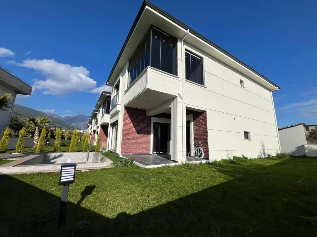 KAZDAĞLARI KIZILKEÇİLİDE HAVUZLU MÜSTAKİL GİYİNME ODALI ÇOK GENİŞ ULTRA LÜX VİLLA - Görsel 23