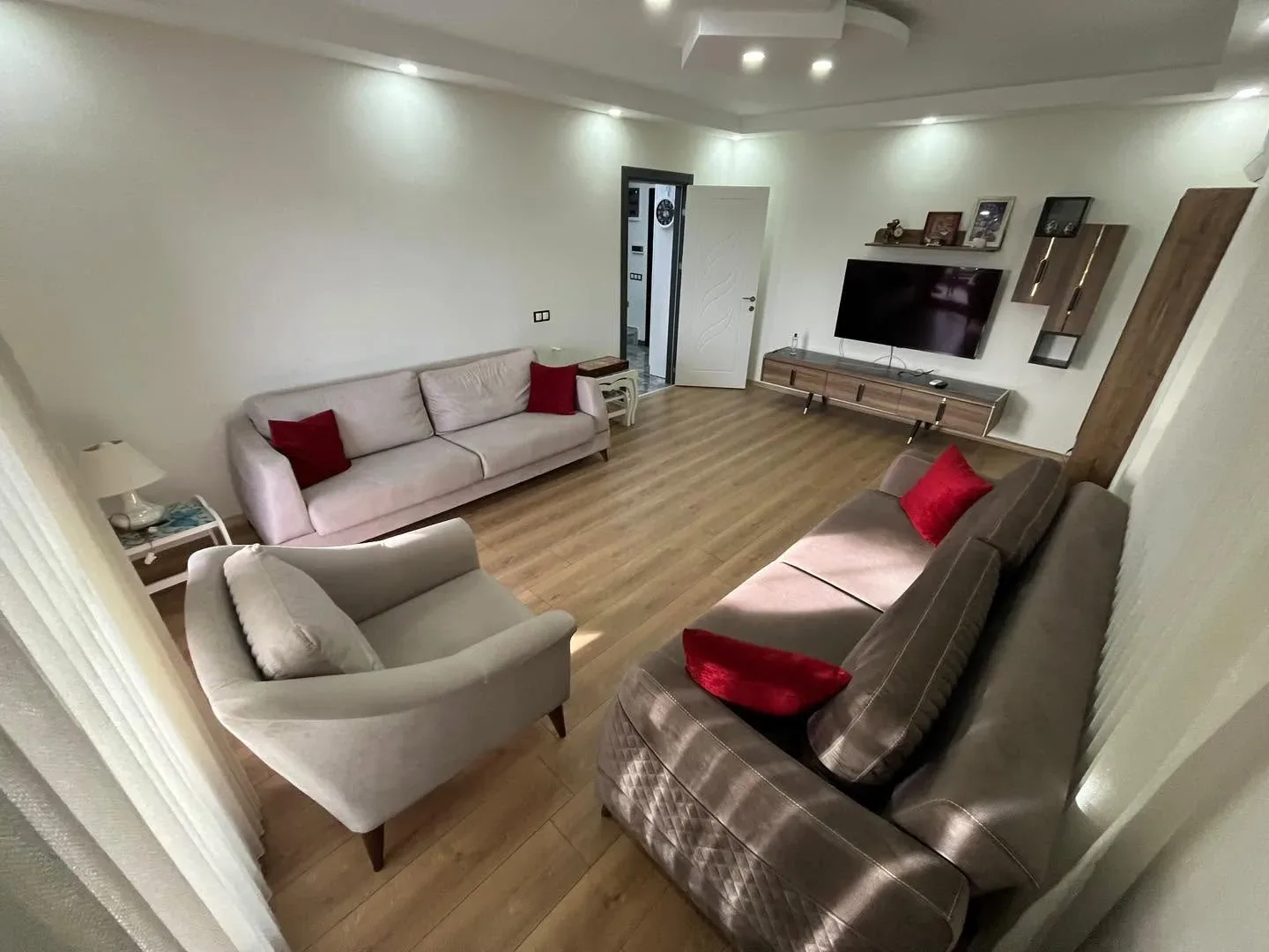 GÜRE AKÇAY YOLU ÜZERİNDE ÖNÜ KAPANMAZ  3 ODA 1 SALON 2 AYRI MUTFAKLI DUBLEKS DAİRE - Görsel 6