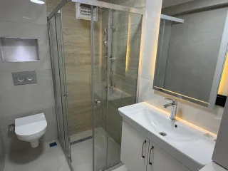 AKÇAYDA MERKEZİ LOKASYON FULL DEKORASYONLU 3+1 ARA KAT DAİRE - Görsel 24