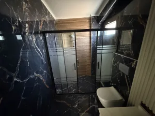 GÜRE İSKELE MAHALLESİNDE TEK KATLI 4+1 TAM MÜSTAKİL ULTRA LÜX VİLLA - Görsel 28