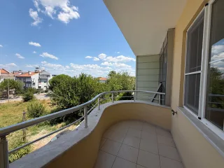 AKÇAYDA DENİZE ÇOK YAKIN ÖZEL MİMARİSİYLE ETKİLEYEN OTOPARKLI DUBLEKS - Görsel 12