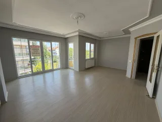 AKÇAYDA DENİZE ÇOK YAKIN ÖZEL MİMARİSİYLE ETKİLEYEN OTOPARKLI DUBLEKS - Görsel 19