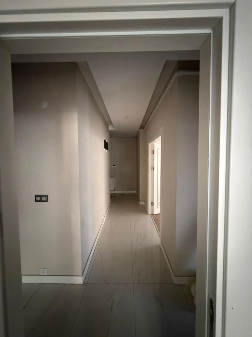 EDREMİT CENNETAYAĞI MAHALLESİNDE PRESTİJ 3 KONUTLARINDA 3+1 AYRI MUTFAK KAPALI GARAJLI LÜX SİTE KONSEPTLİ DAİRE - Görsel 13
