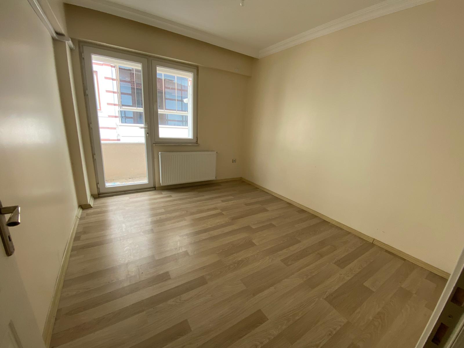 AKÇAY ALTINKUMDA HEM GENÇ HEM EKONOMİK FULL DONANIMLI DAİRE - Görsel 18