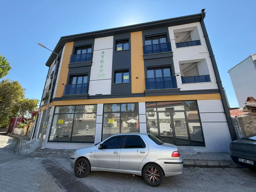 ZEYTİNLİ KÖYÜ GİRİŞİNDE SAĞLIK OCAĞI KARŞISI 1+1 GENİŞ SIFIR DAİRE - Görsel 8