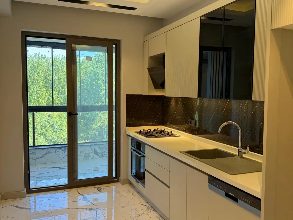AKÇAY ALTINKUMDA 2+1 EBEVEYN BANYOLU GENİŞ DAİRE - Görsel 13