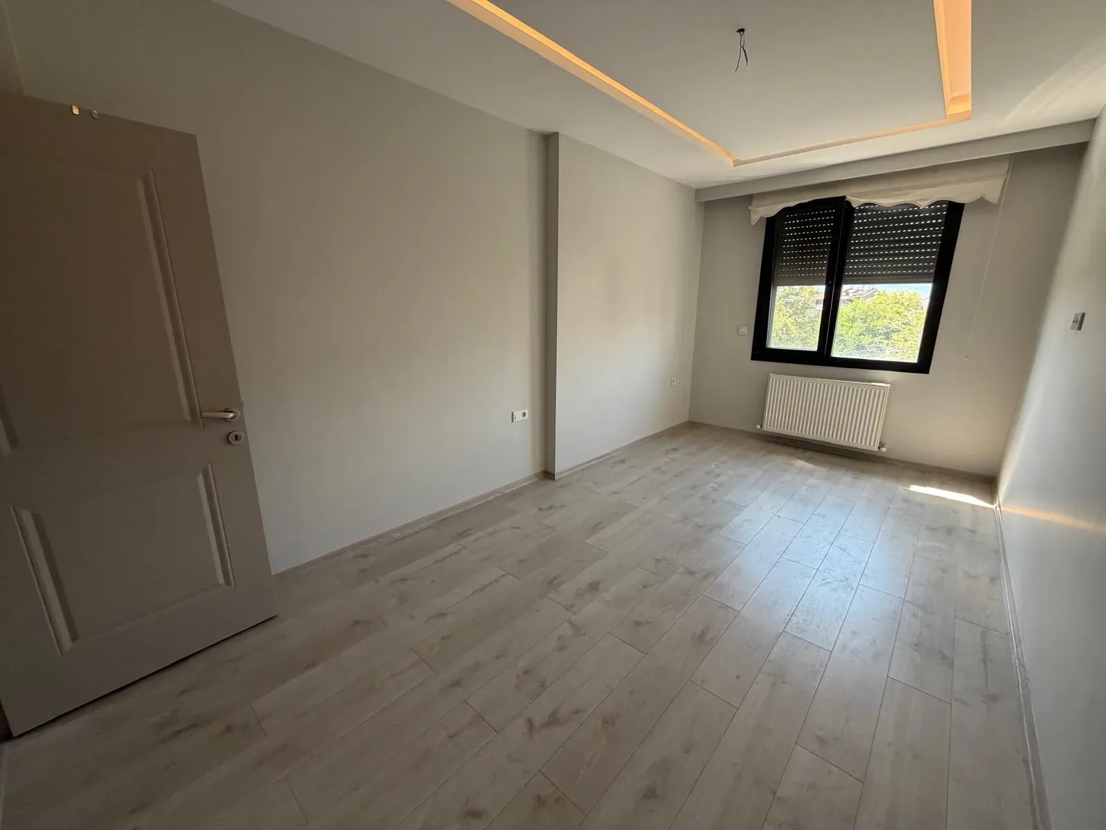 AKÇAYDA HAVUZLU SİTE İÇERİSİNDE ULTRA LÜKS 130 METREKARE 2+1 - Görsel 30