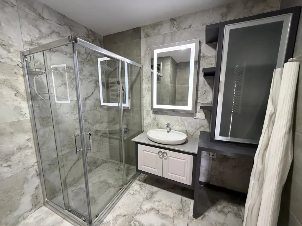 AKÇAYDA HAVUZLU SİTE İÇERİSİNDE ULTRA LÜKS 130 METREKARE 2+1 - Görsel 28