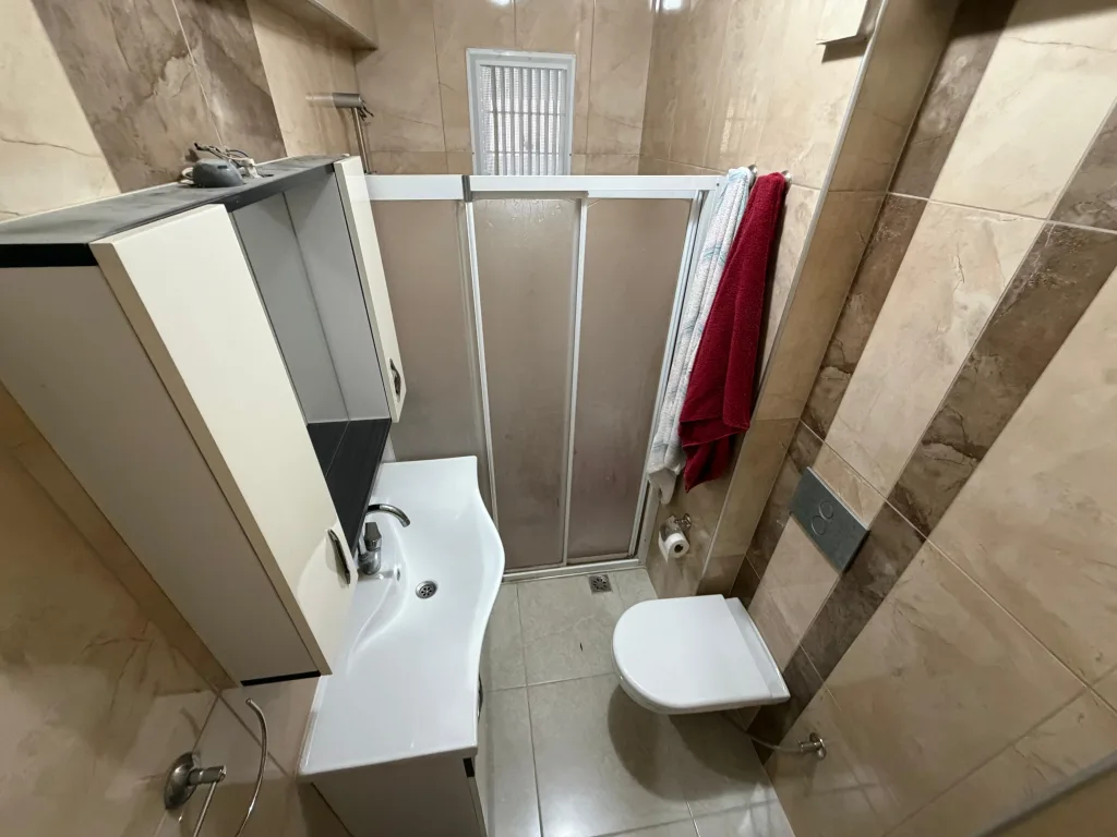 AKÇAYIN MERKEZİNDE EŞYALI MASRAFSIZ 3+1 DAİRE - Görsel 9