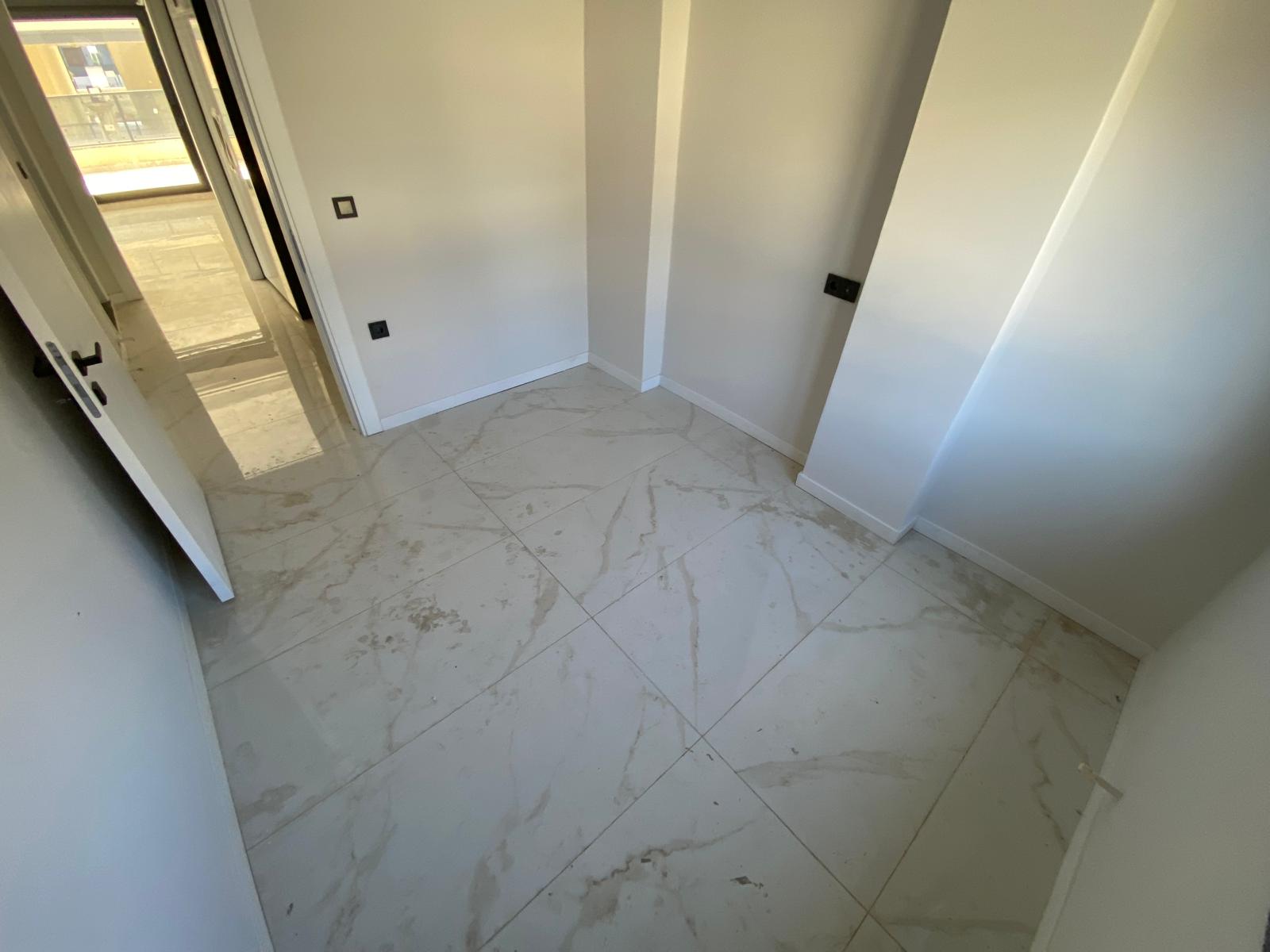 GÜRE RAMADA OTEL BÖLGESİNDE BUTİK PROJEDE GENİŞ KULLANIM ALANLI DAİRE - Görsel 12