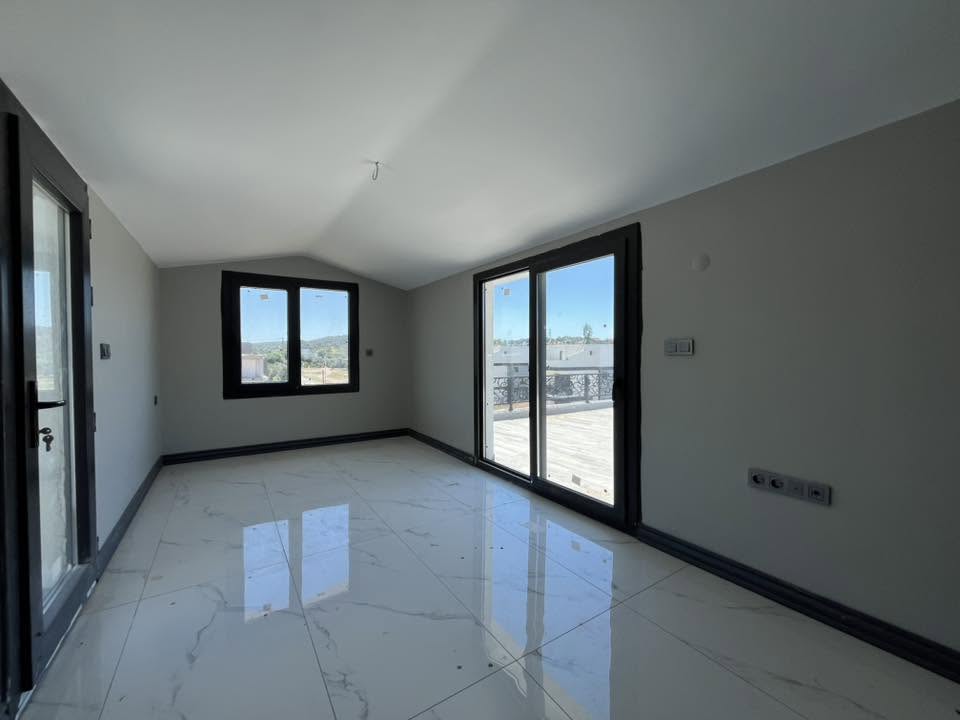 GÜRE RAMADA OTEL BÖLGESİNDE TAM BAĞIMSIZ LÜX MÜSTAKİL 3 ODA 1 SALON UYGUN FİYATLI VİLLA - Görsel 23