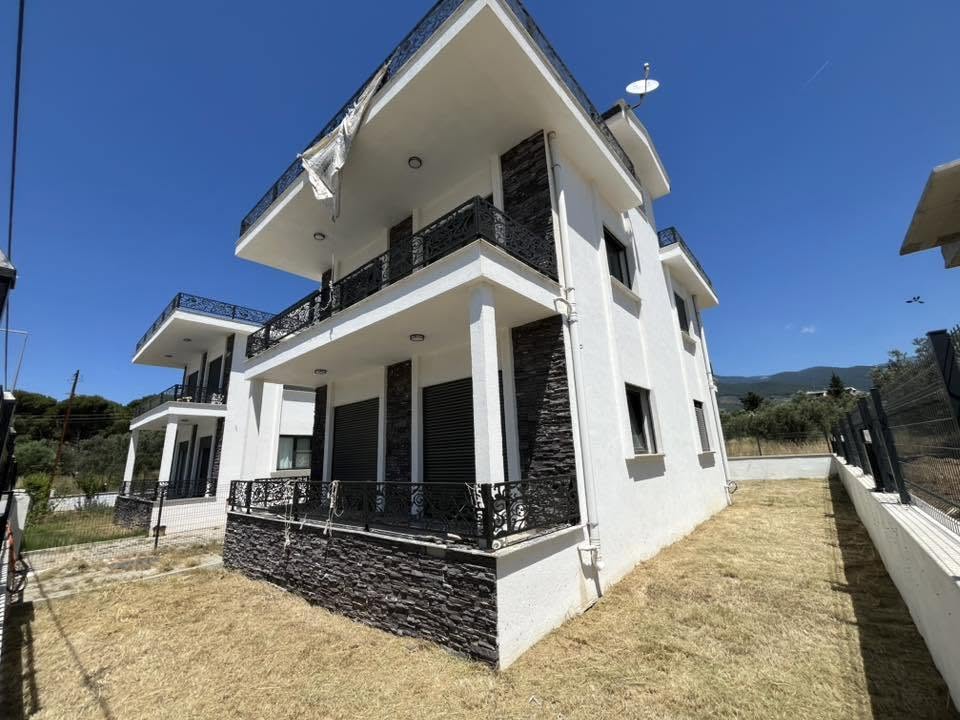 GÜRE RAMADA OTEL BÖLGESİNDE TAM BAĞIMSIZ LÜX MÜSTAKİL 3 ODA 1 SALON UYGUN FİYATLI VİLLA - Görsel 1