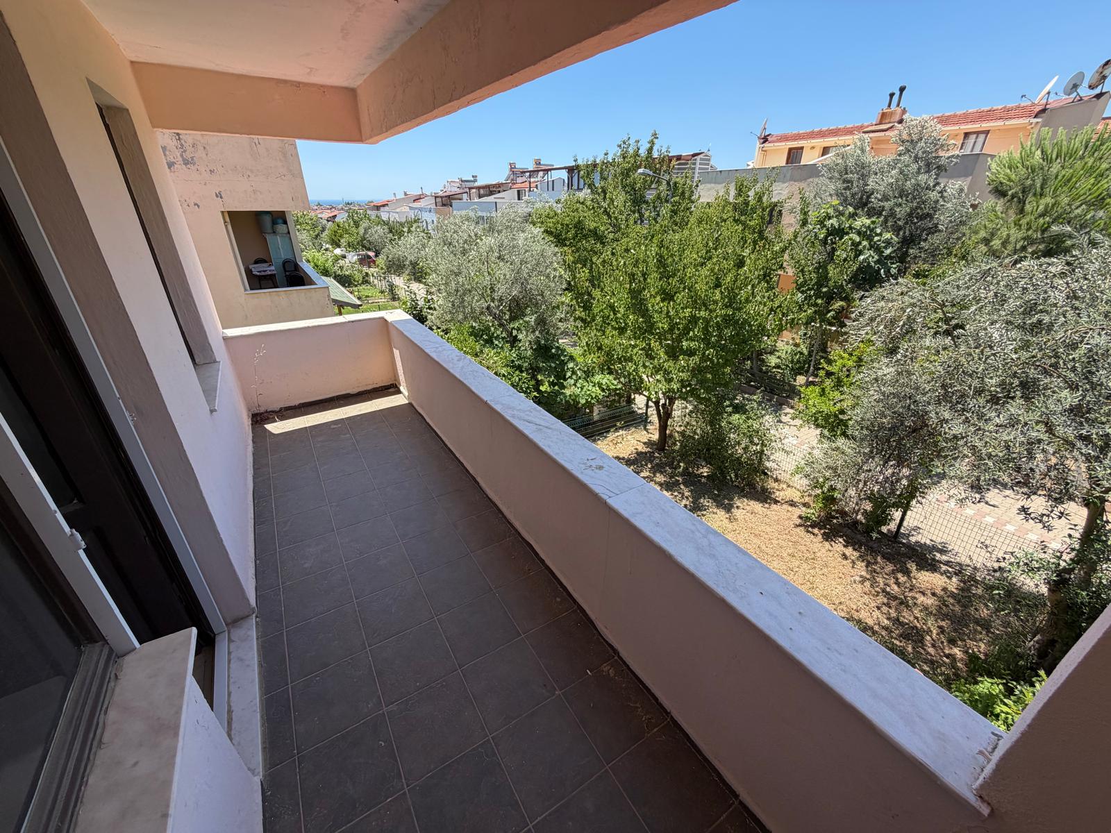 GÜRE DENİZ TARAFINDA DAİRE FİYATINA TRİPLEKS VİLLA - Görsel 14