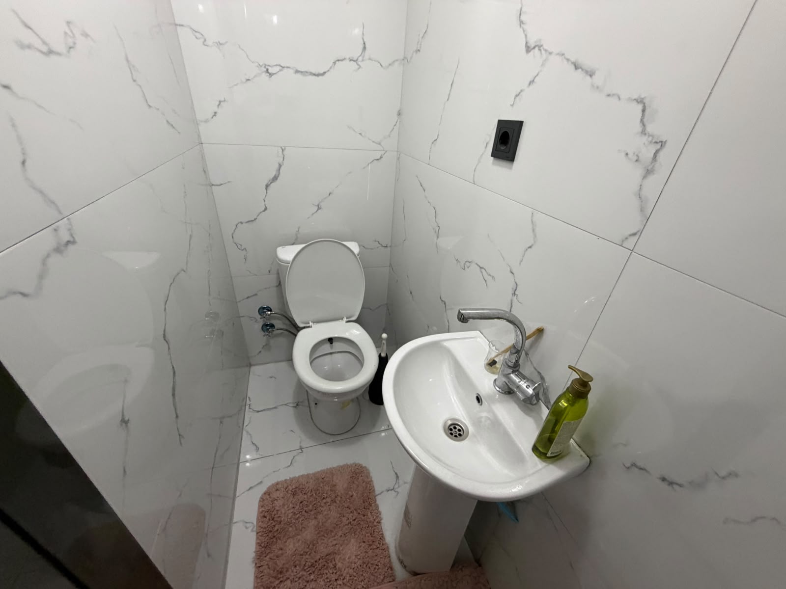 AKÇAY MERKEZDE 2+1 AYRI MUTFAK FULL EŞYA OPSİYONLU GENİŞ BALKONLU İÇİ FULL YAPILI DAİRE - Görsel 29