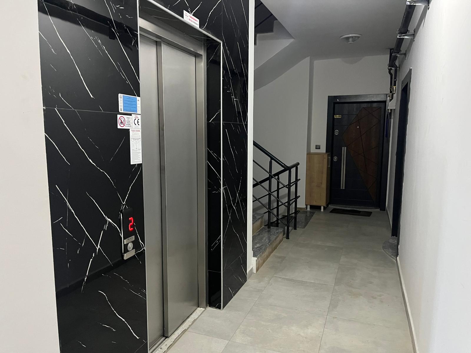 AKÇAY MERKEZDE İZMİR ÇANAKKALE OTOBANINA CEPHELİ 2+1 DUBLEX SIFIR DAİRE - Görsel 21